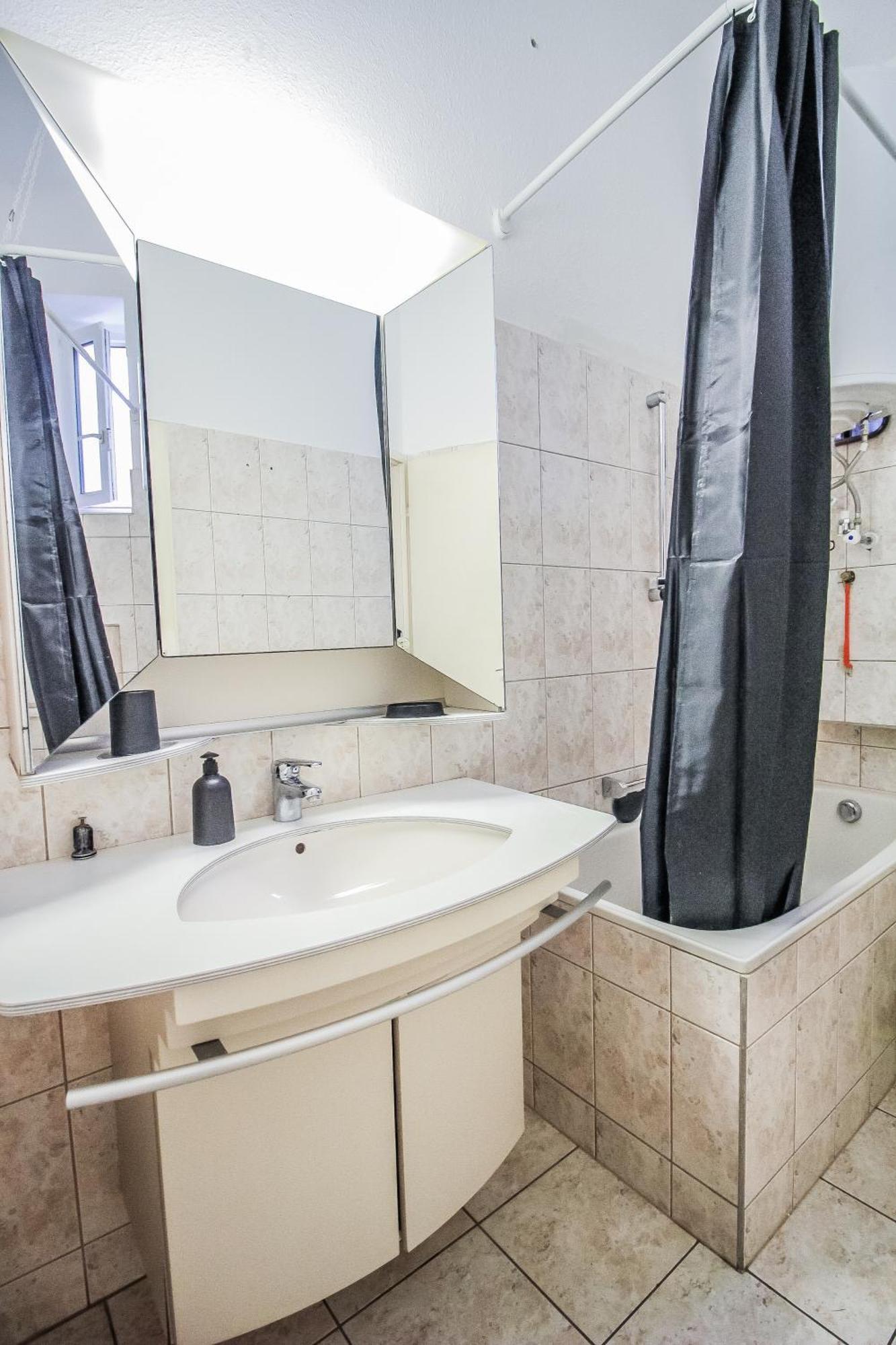 Comfortable Accommodations In The Alterlaa Area Lv5 Vienna Exterior photo